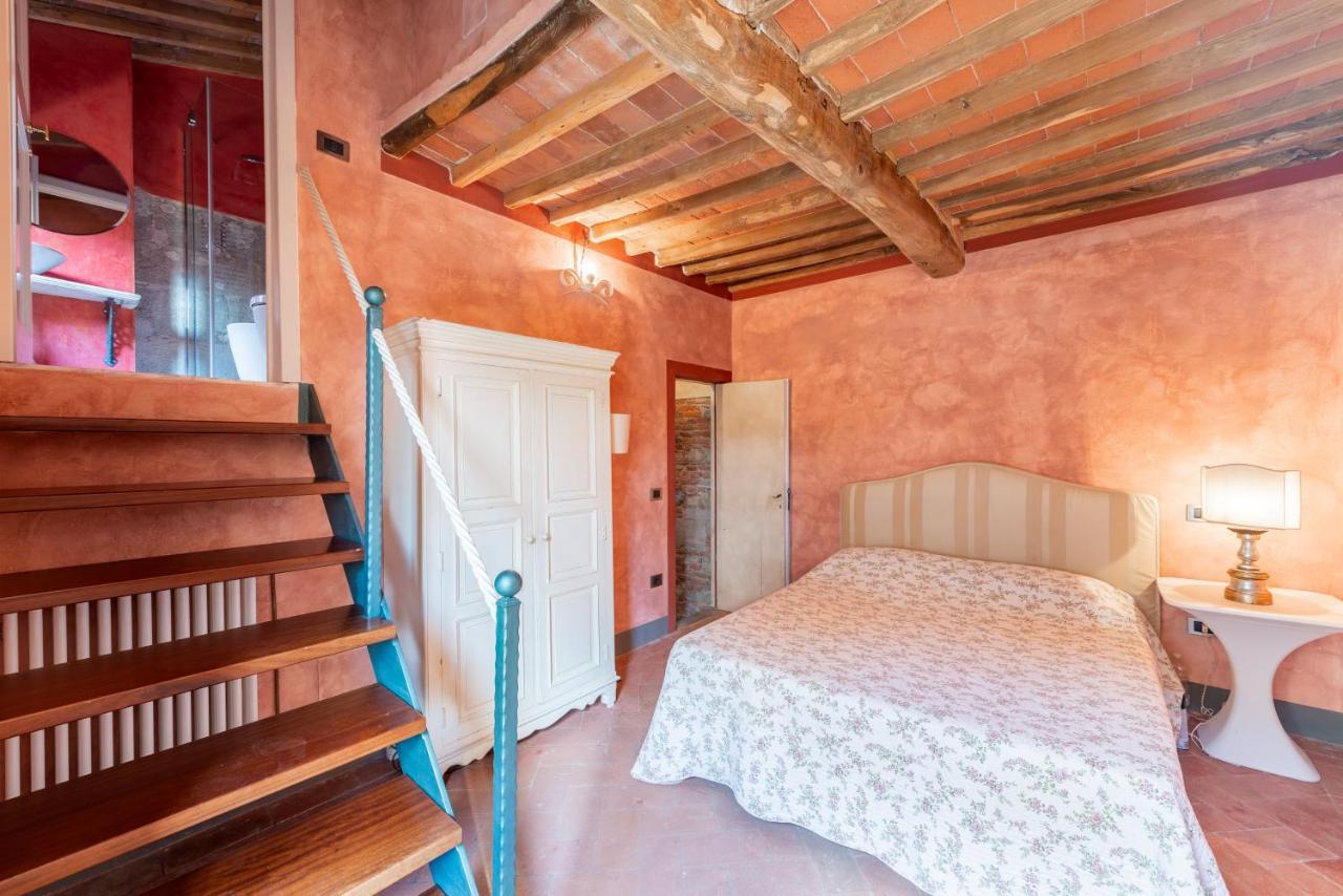 Il Castellaccio Bed & Breakfast Filettole ภายนอก รูปภาพ
